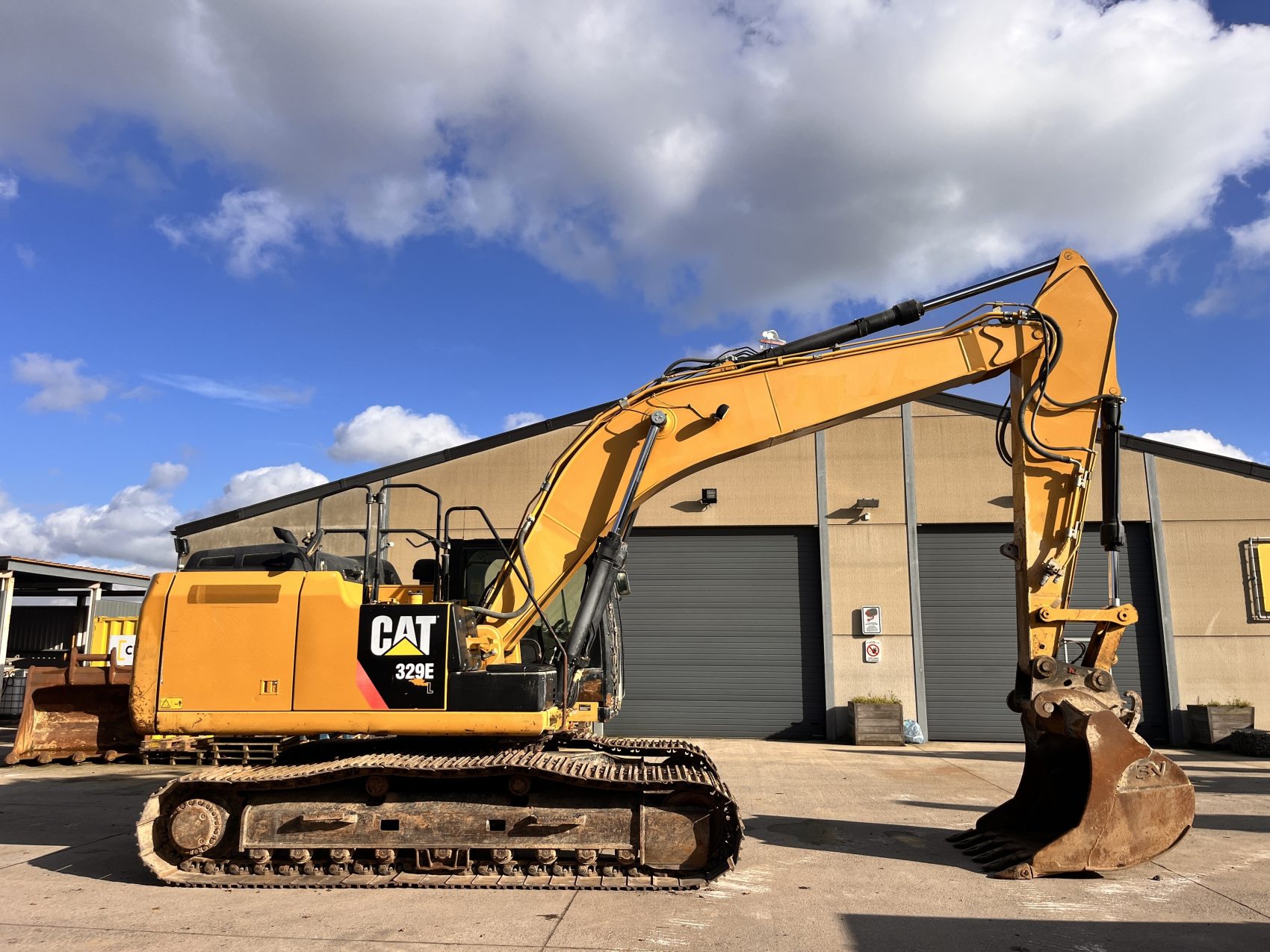 Caterpillar 329EL